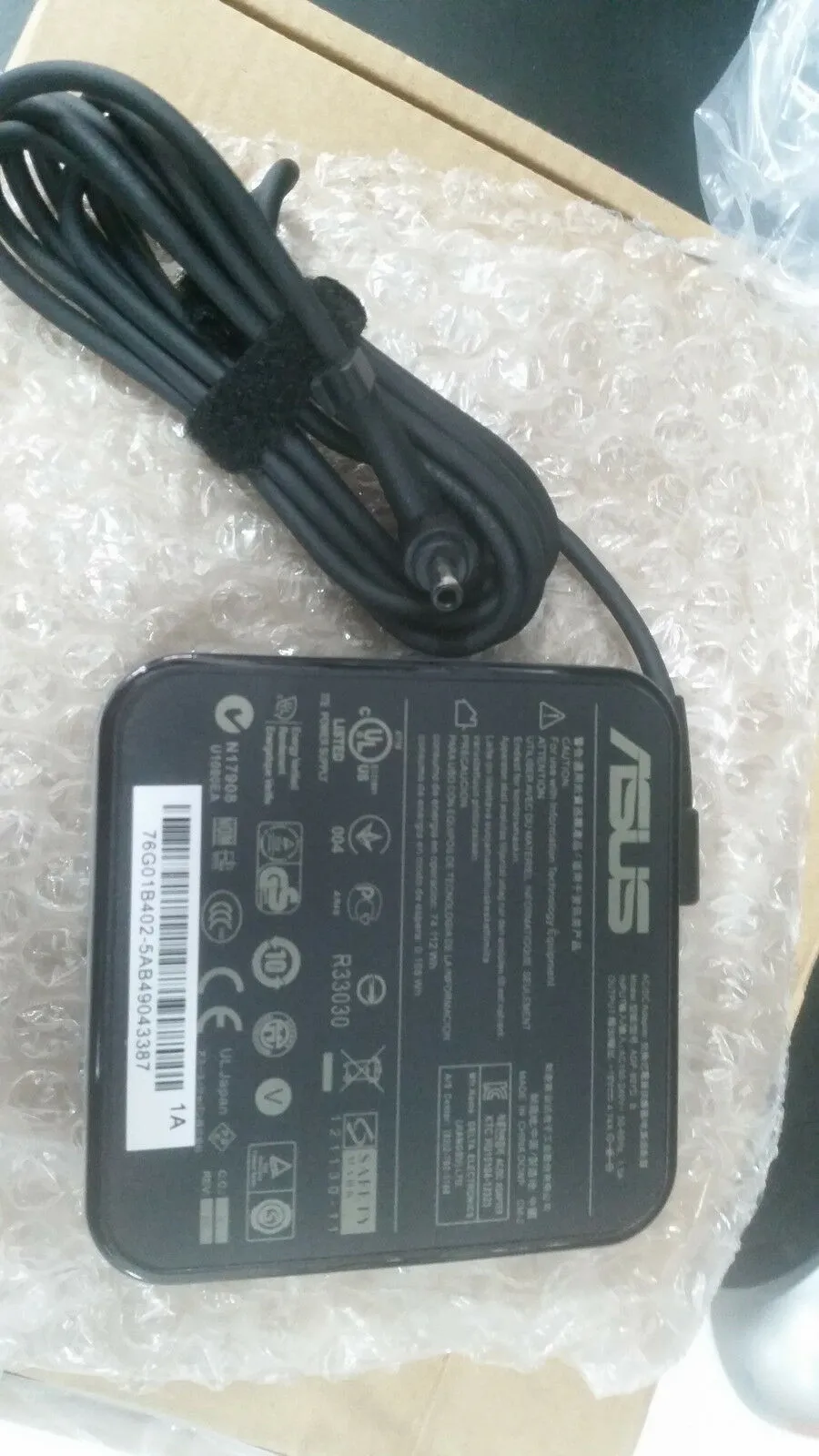 ASUS  19V 4.74A  SQUARE Charger Original 4.5*3.0mm with Central Pin