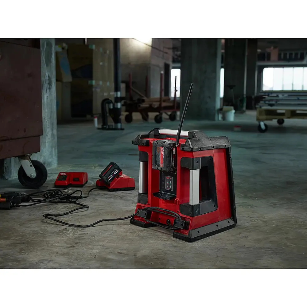 Milwaukee M18 18V Jobsite Radio/Charger